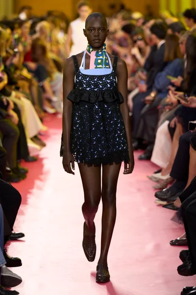 Look 52